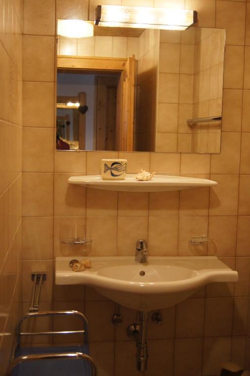 Appartment Sarlo Σανκτ Αντόν αμ Άλμπεργκ Δωμάτιο φωτογραφία