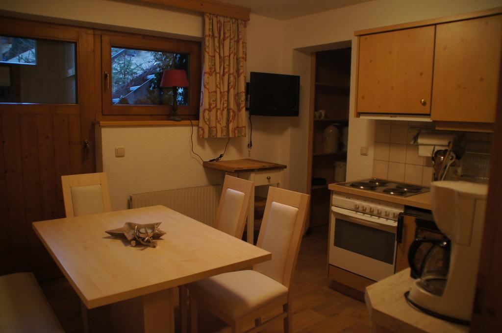 Appartment Sarlo Σανκτ Αντόν αμ Άλμπεργκ Εξωτερικό φωτογραφία
